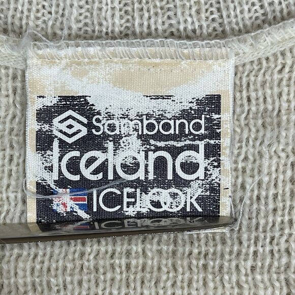 Samband Iceland Sweater Mens Medium White Vintage Wool Knit V Neck Pullover - Picture 3 of 12